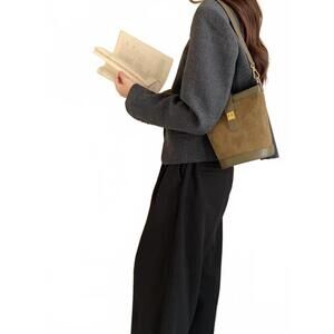 NEW PRETTY PERSUASIONS women's suede-like microfiber leather shoulder crossbody